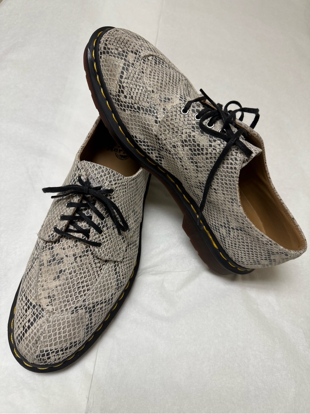 ⚫️ Dr. Martens 2046 Python Print Suede Snake Skin Oxford ⚫️